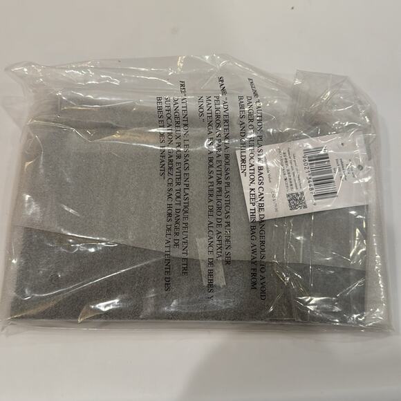 kate spade Lucy Medium L-zip Wristlet - Black Retail $139 - Picture 5 of 6